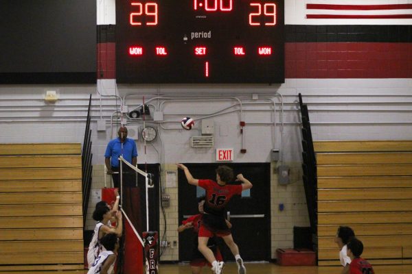 Boys' Varsity Volleyball Falls in Quarterfinals of Playoffs